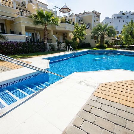 Jardines De Burriana 13 Menyber Apartment Nerja Luaran gambar