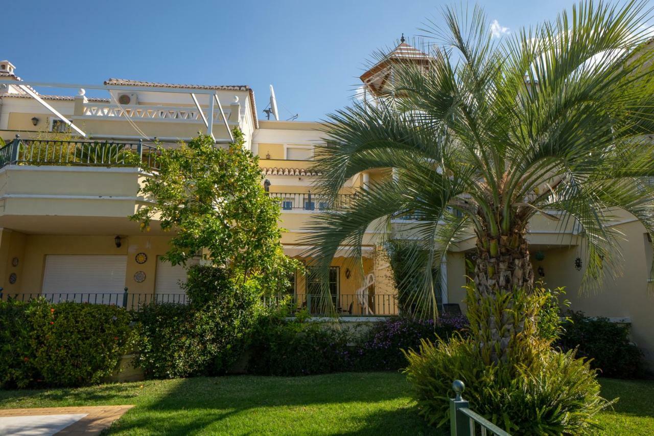 Jardines De Burriana 13 Menyber Apartment Nerja Luaran gambar