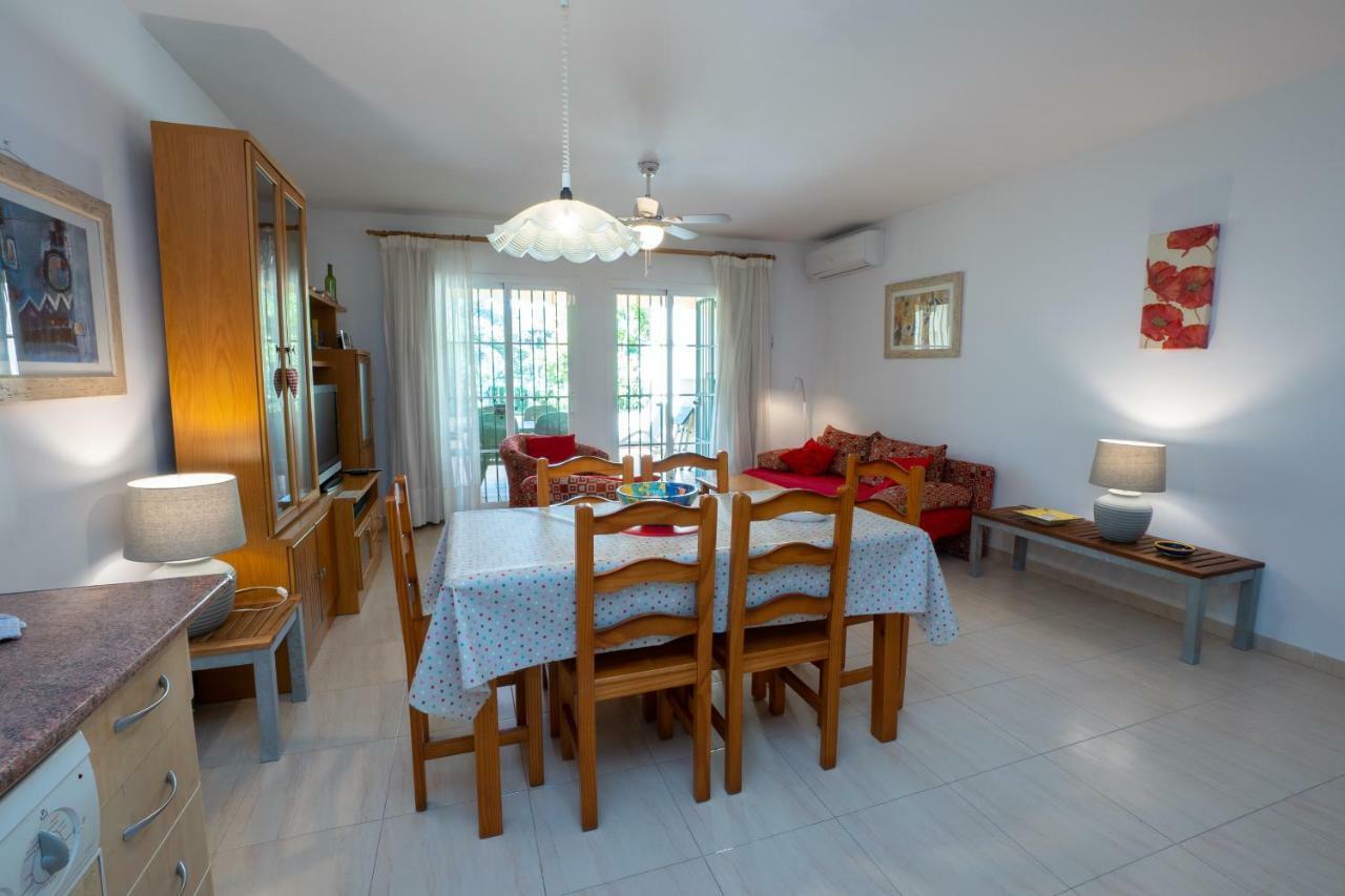 Jardines De Burriana 13 Menyber Apartment Nerja Luaran gambar